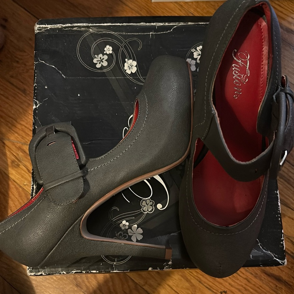 Mary Jane heels